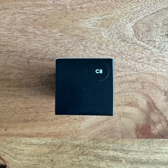 MAC STUDIO RADIANCE FACE AND BODY RADIANT SHEER FOUNDATION c8 NEW in BOX! - Picture 8 of 11